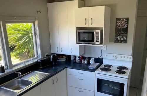 Ohope Apartment | Ohope Dreamer. Self Contained Suite