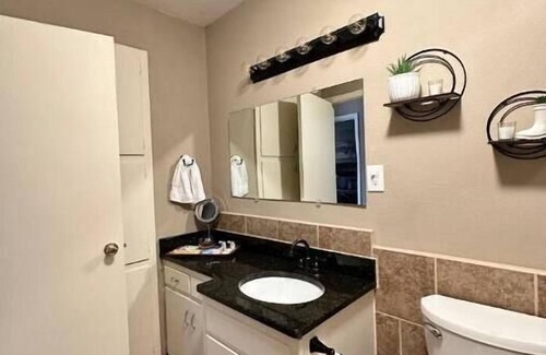 Jal Apartment | Oilfield Oasis