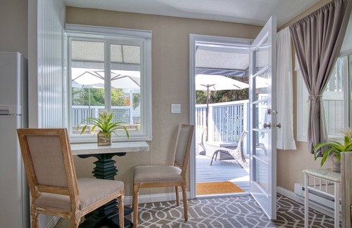 Ojai Apartment | Ojai Designer Studio - Monthly Artistic Haven or Workspace