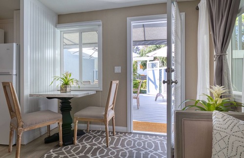 Ojai Apartment | Ojai Designer Studio - Monthly Artistic Haven or Workspace