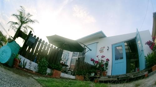 Chatan House | Okinawan. Sweet Home. T-8