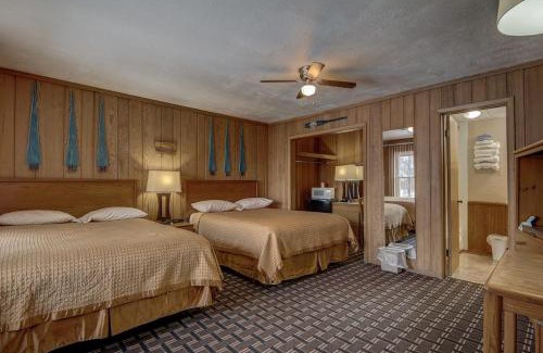 Spirit Lake Hotel | Okoboji Lodge