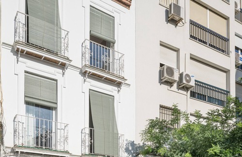 Doctor Barraquer-Grupo Renfe-Policlinico Apartment | Olala Don Fadrique Apartment Bajos B