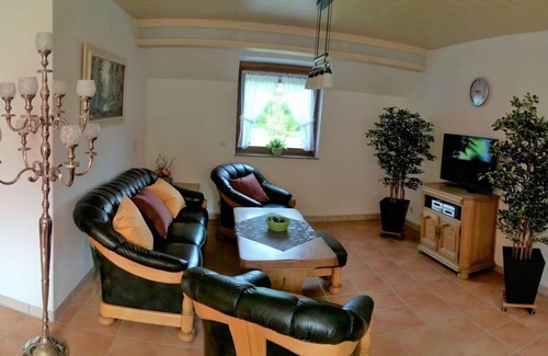 Herschbroich House | Old Castle Comfortable holiday residence