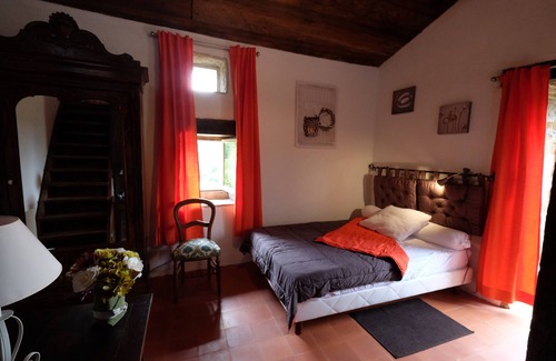 Tour-de-Faure House | Old dovecote St Cirq Lapopie