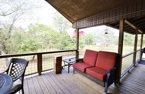 Murfreesboro Cabin | Old Mill Cabin #1 - on the Little MO River, large yard, close to Diamond Mine!