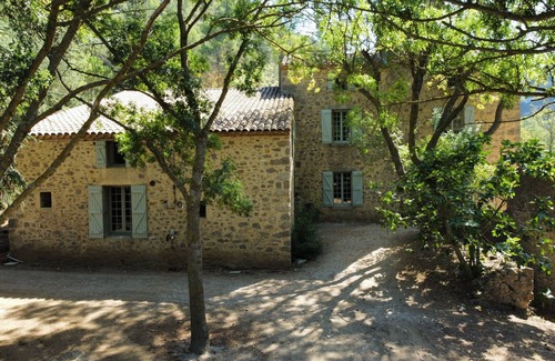 Lagrasse House | Old mill for 13 people, ideal gite for family and friends.