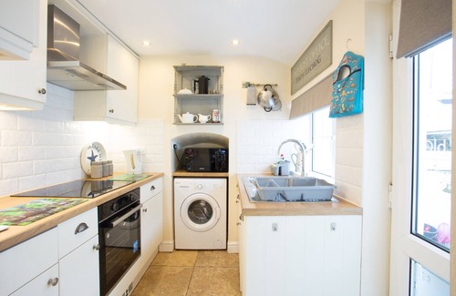 Amlwch Cottage | OLD POST OFFICE, pet friendly, character holiday cottage in Bull Bay