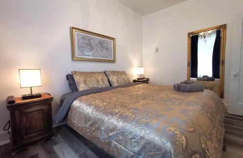 Cap-Blanc Apartment | Old Quebec - Les Suites Montcalm #2 - Free Parking