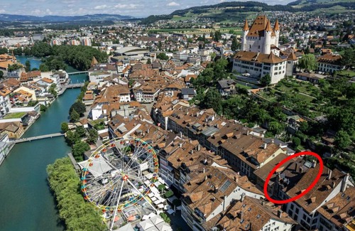 Thun Apartment | Old town apt in the heart of Thun with garden