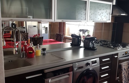 Bucharest House | Old town Bucharest comfortable apartment