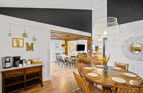 Pima Meadows House | Old Town Scottsdale Resort-Pool-Spa-Putting Green