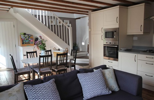 Blakeney Cottage | Old Tump House - Cottage With Views Of Forest Of Dean