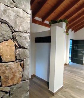 Chacras de Coria House | Old Willow