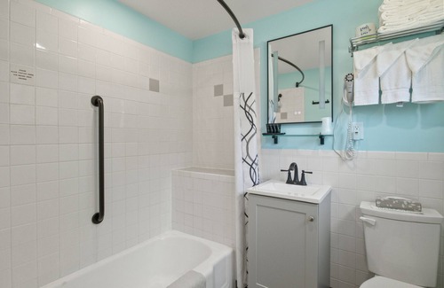 Orleans Hotel | Olde Tavern Motel And Inn