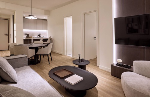 Plaka Apartment | Olea Residence, Syntagma by Aura Homes