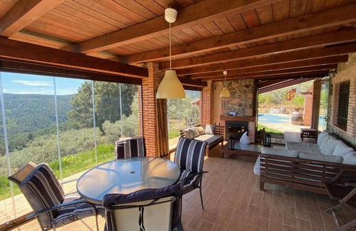 Arenas de San Pedro House | Olivar de Gredos