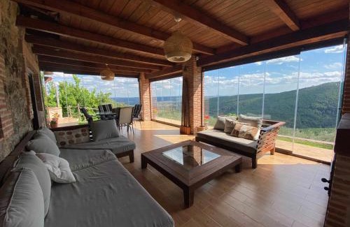 Arenas de San Pedro House | Olivar de Gredos