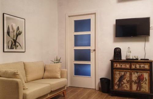 Olvera Bed & Breakfast | Olive Tree Bed and Breakfast