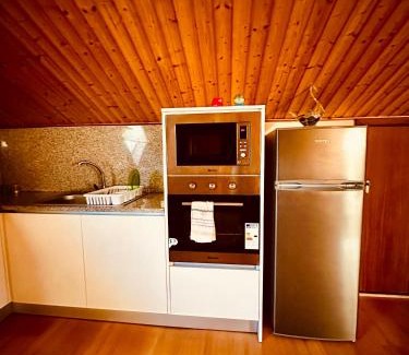 Santa Maria da Feira Apartment | Oliveira Guest House