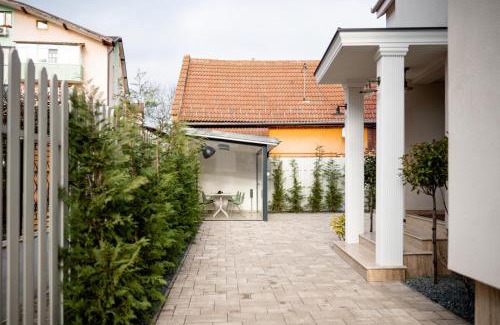 Lazaret House | Olivia 9teen Hotel Boutique