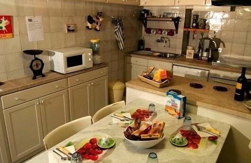 Fondi Apartment | Olivia’s Guesthouse Fondi