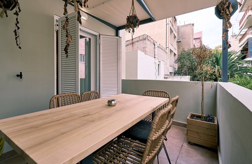 Neos Kosmos Apartment | Olympic Spirit Apt in N. Kosmos