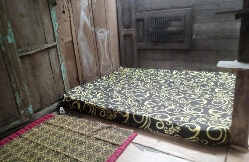 Bangunjiwo House | Omah Guyub Desa