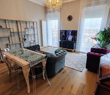 Porta Cremona-Volta Apartment | OMEGA Apartment