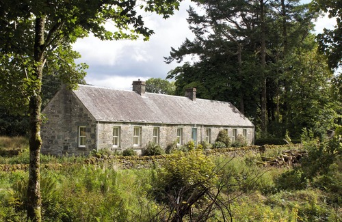 Lochgilphead Cottage | On a private hill farm estate. Set in stunning scenery close to the coast.