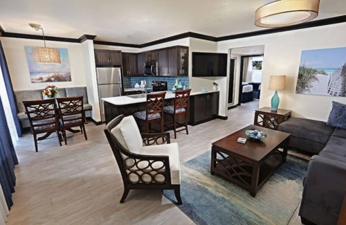 Cocoa Beach Resort | On Cocoa Beach beach 2bd, 2 bath, condo kitchen, dining and living roomnSleeps 6