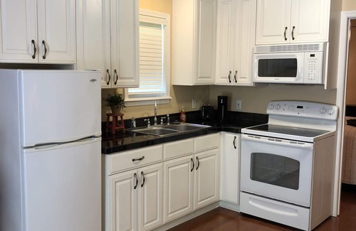Russellville Cottage | On Lake Dardanelle, quiet but close to town