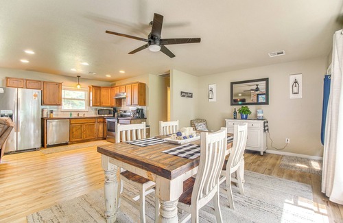 Ketchum House | On-Site Lake Access: Pet-Friendly Vinita Home
