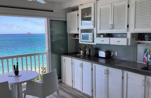 Grand Case Condo | ON THE BEACH CONDO WITH PANORAMIC VIEW ON GRAND CASE BEACH