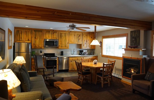 Tahoya Shores Resort | On the Beach! Lake Tahoe North