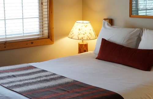 Tahoya Shores Resort | On the Beach! Lake Tahoe North