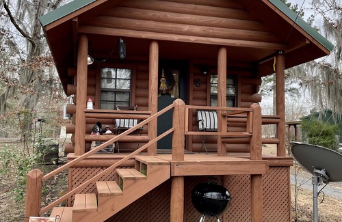 Negreet Cabin | Once a Part of the Beloved Shady Oak Lodge - Cabin 3 w/Boat Ramp