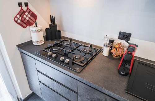 La Spezia Apartment | Onde di luce