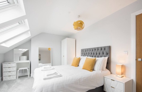Brentwood Apartment | One Bed Apartment In Central Brentwood