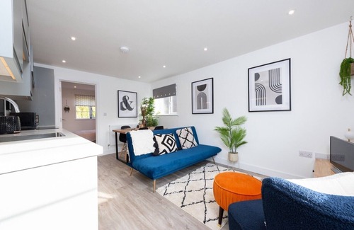 Shottery Apartment | One-Bedroom Apartment