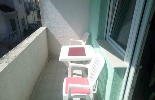 Kastel Stafilic Apartment | One bedroom apartment with balcony Kaštel Štafilić, Kaštela (A-20694-c)