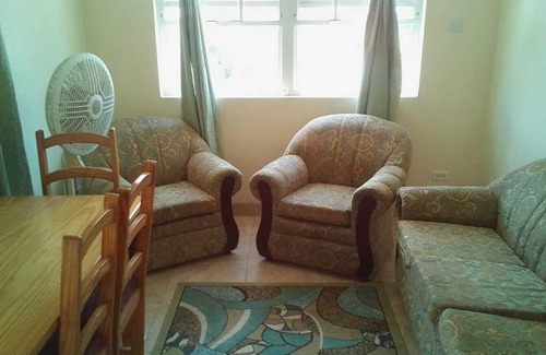 Pine Gardens Apartment | One Bedroom apartment in Warrens quiet location