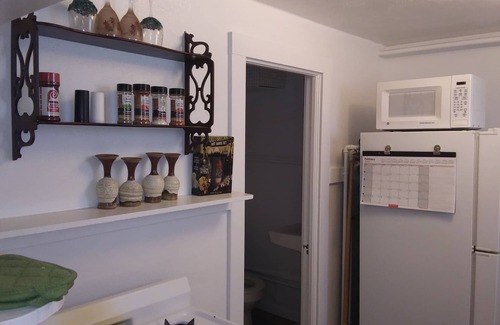 Powell Apartment | One bedroom apartment, that sleeps up to 2 adults and one child w/a large yard.