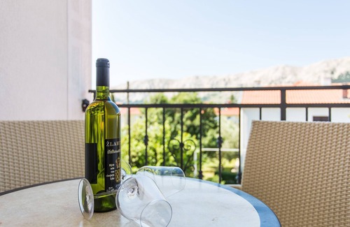 Baska Apartment | One bedroom apartment with terrace Baška, Krk (A-18808-b)