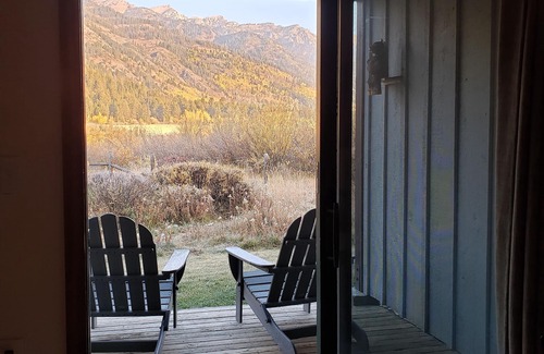 Moose Wilson Road Condo | One Bedroom at Base of Majestic Mountain