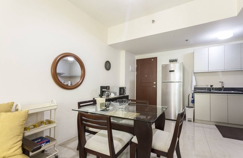 Legazpi Village Condo | One Bedroom Home/Office with Parking in Makati