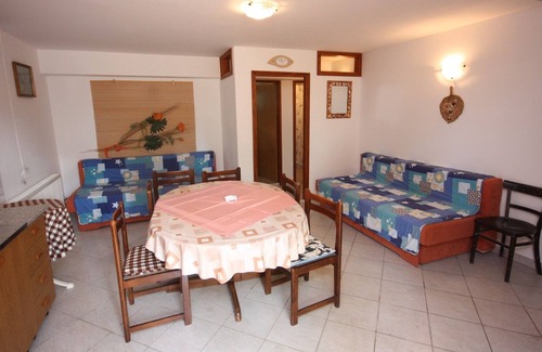 Turanj Apartment | One bedroom apartment with terrace Turanj, Biograd (A-6197-c)