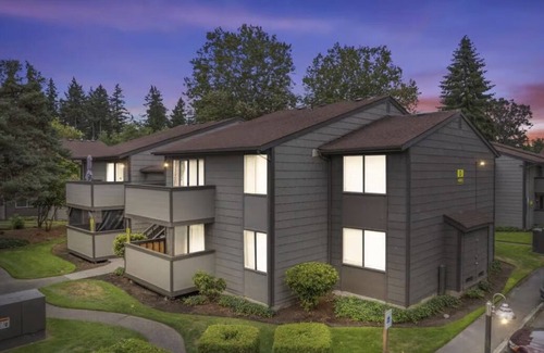 Fort Lewis Apartment | One-bedroom near JBLM 01
