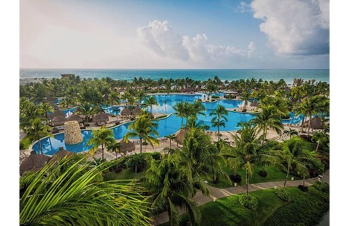 Las Jarretaderas Villa | One Bedroom Presidential Villa