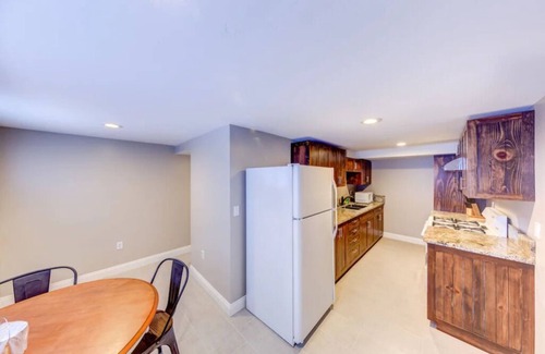 Julian Apartment | One bedroom renovated apartment upstairs